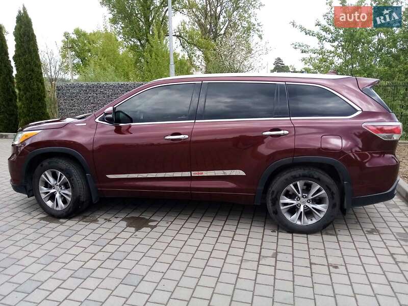 2014 toyota highlander