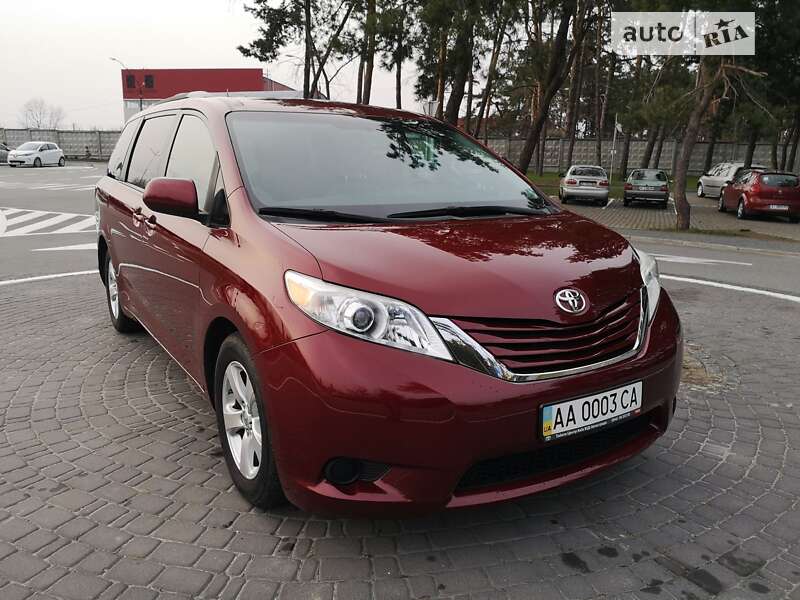 2016 toyota sienna