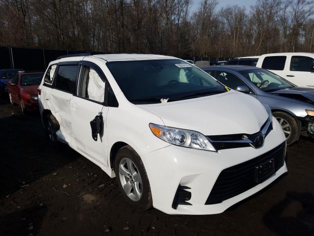 2019 toyota sienna le