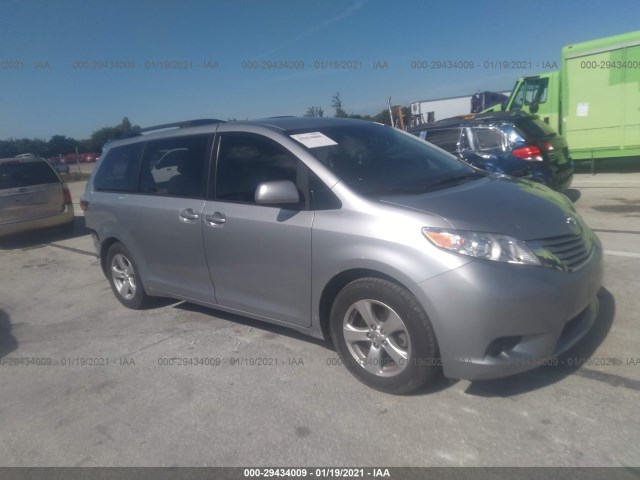 2017 toyota sienna