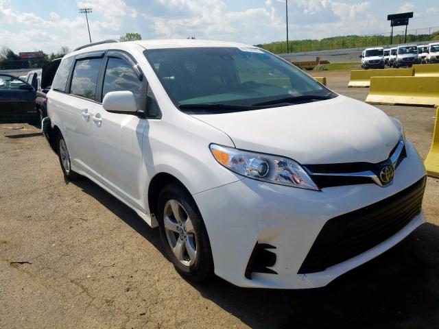 2019 toyota sienna le