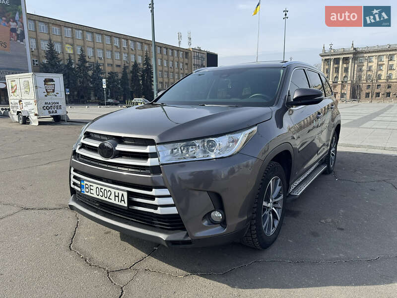 2017 toyota highlander