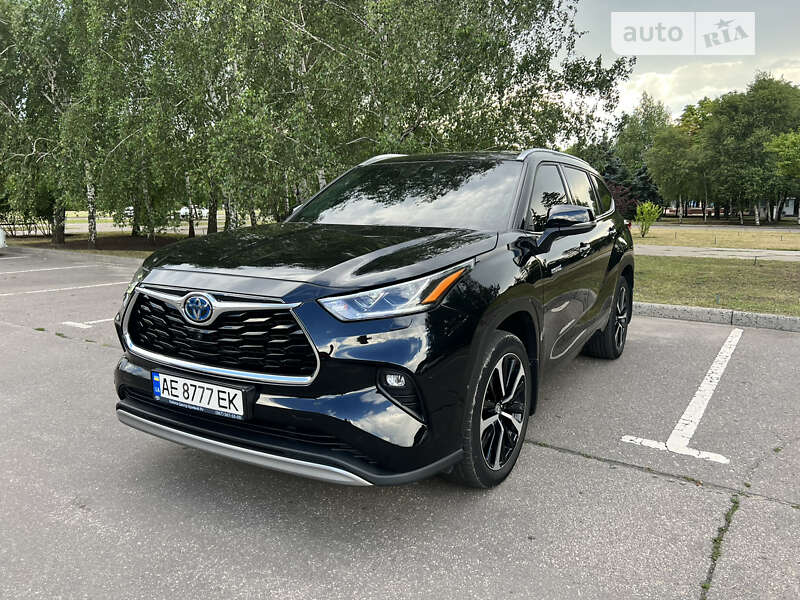 2021 toyota highlander