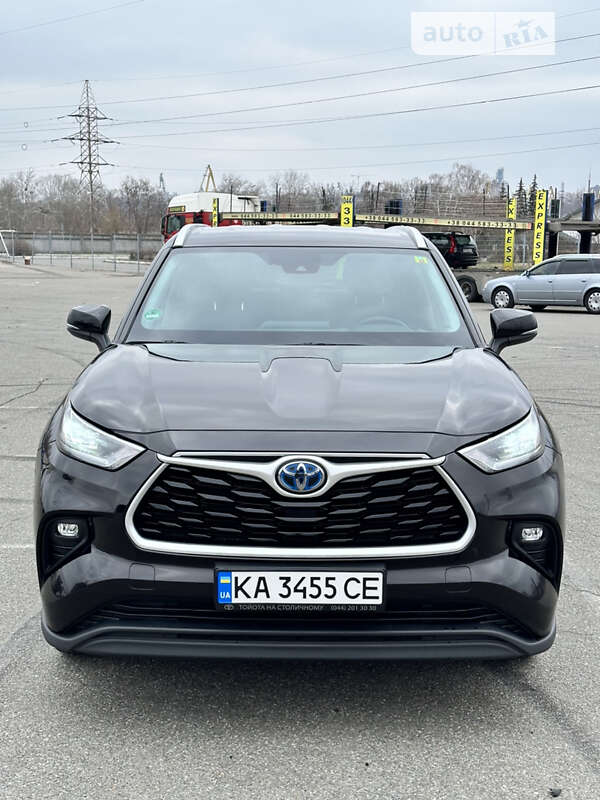 2021 toyota highlander