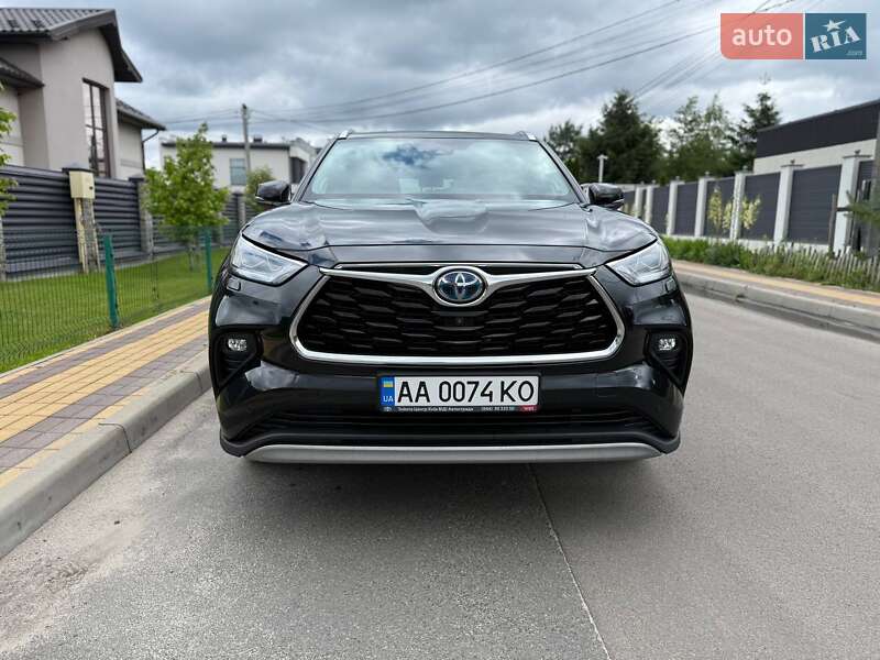 2021 toyota highlander