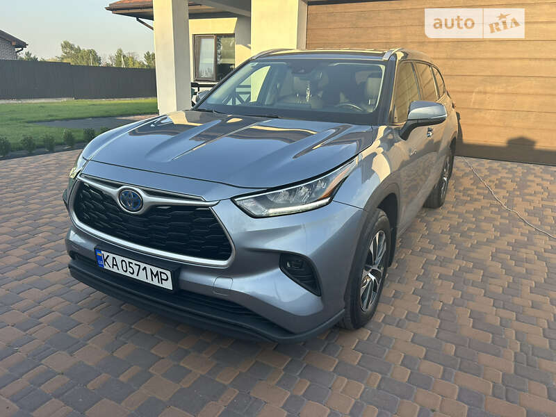 2021 toyota highlander