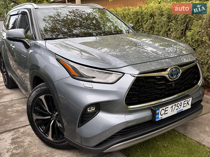 2021 toyota highlander hybrid