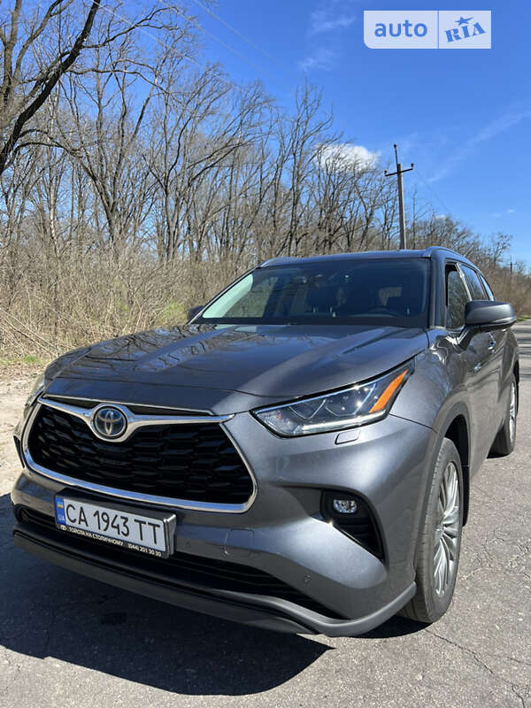 2021 toyota highlander