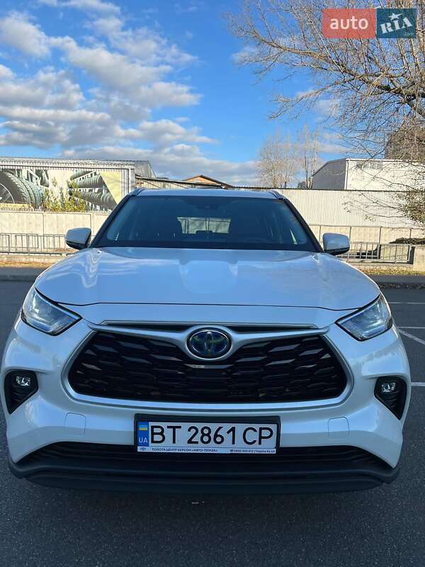 2021 toyota highlander