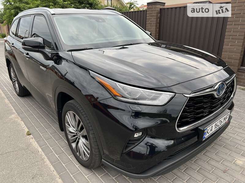 2021 toyota highlander