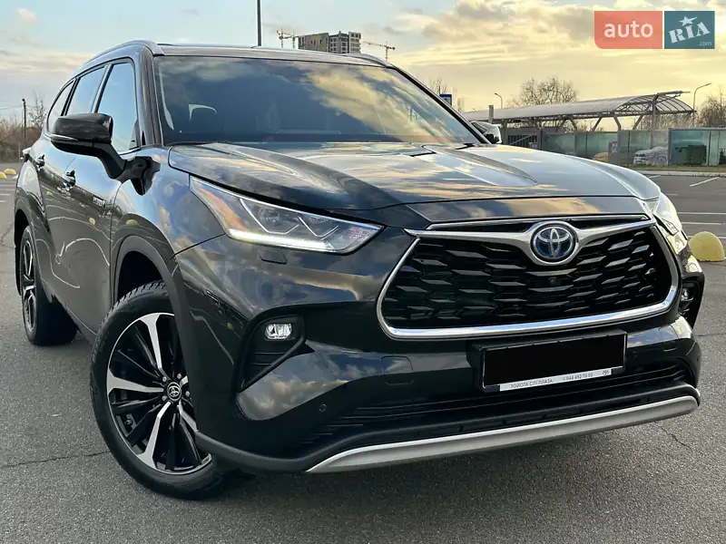 2021 toyota highlander hybrid