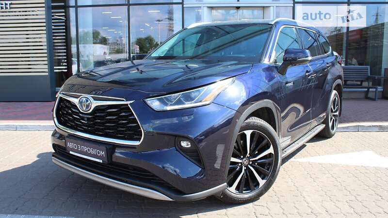 2021 toyota highlander