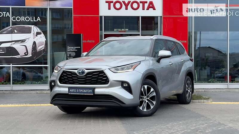 2021 toyota highlander