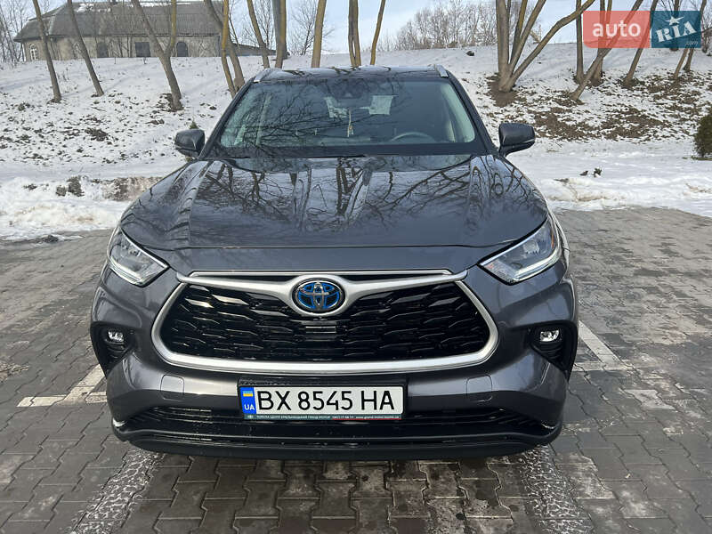 2021 toyota highlander hybrid