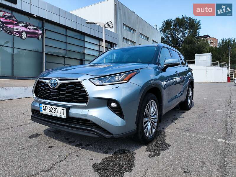 2022 toyota highlander hybrid
