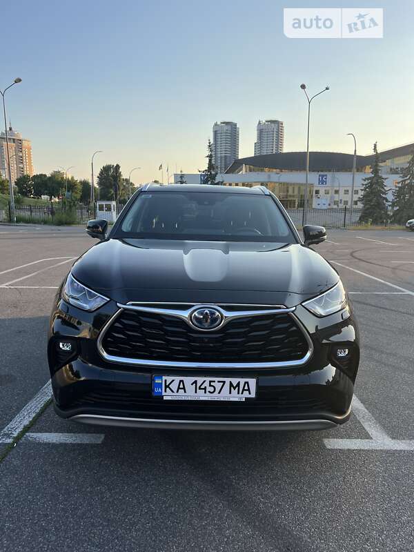 2023 toyota highlander hybrid
