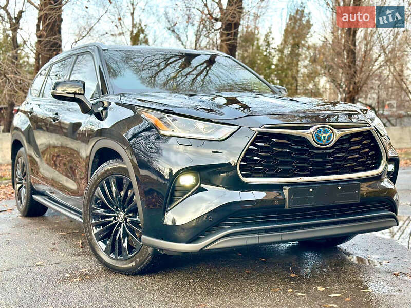 2024 toyota highlander hybrid
