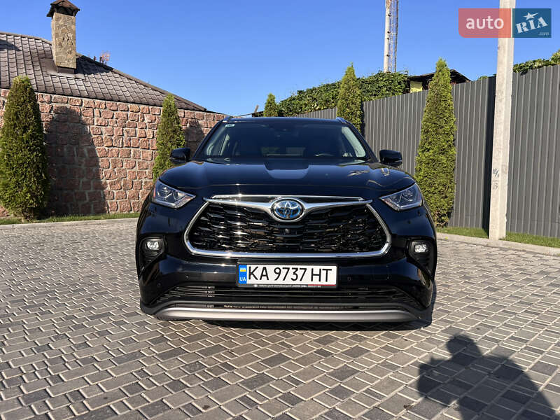 2021 toyota highlander hybrid