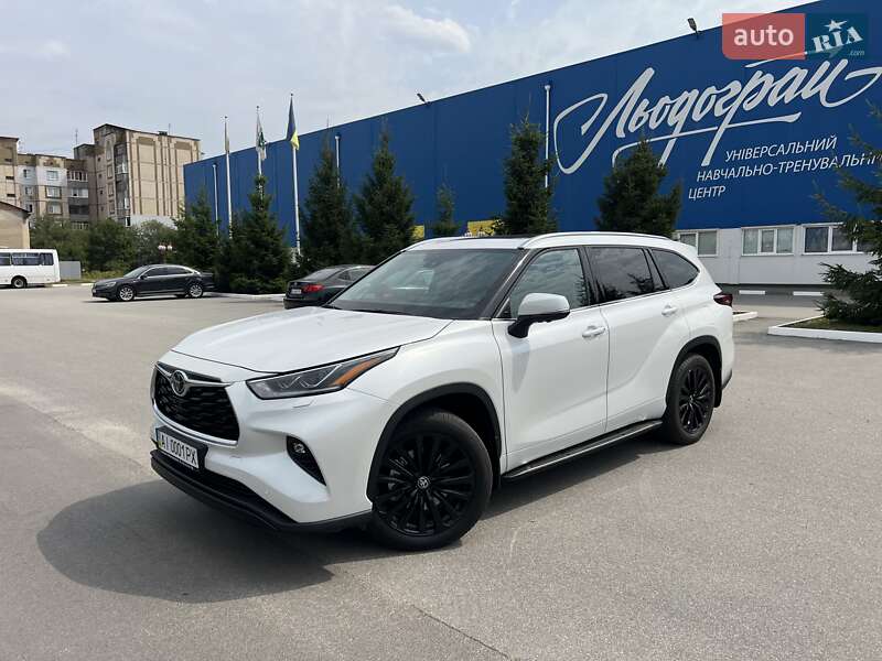 2025 toyota highlander