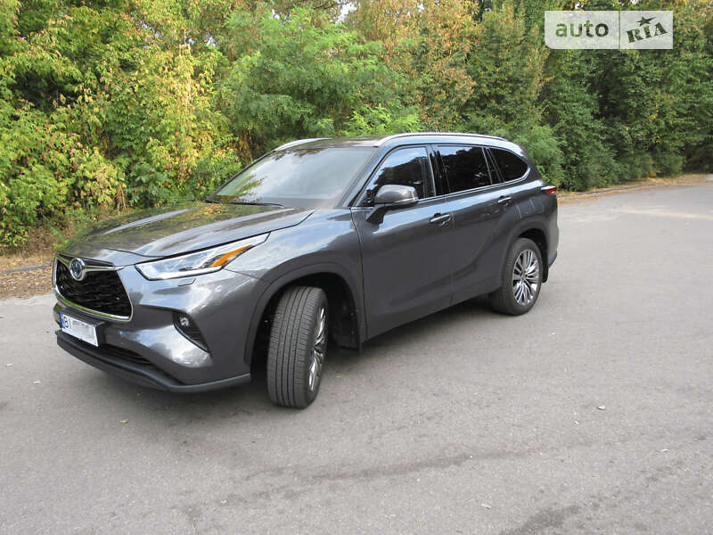 2022 toyota highlander hybrid