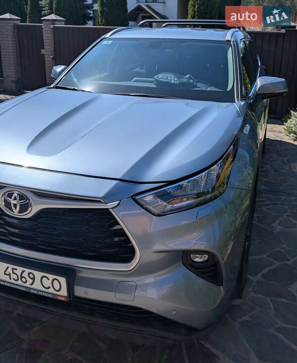 2020 toyota highlander