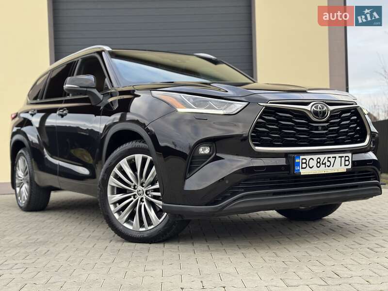 2021 toyota highlander