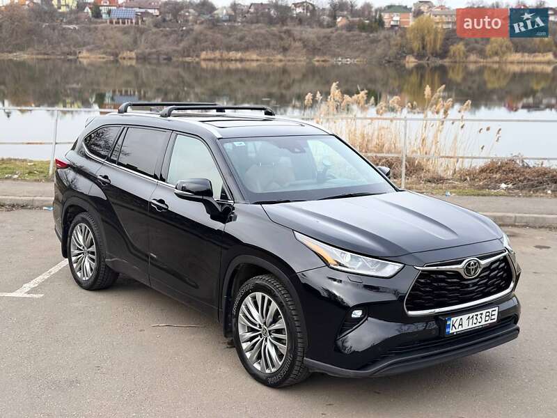 2021 toyota highlander