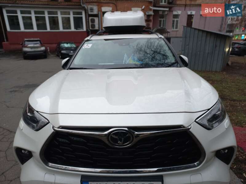 2021 toyota highlander