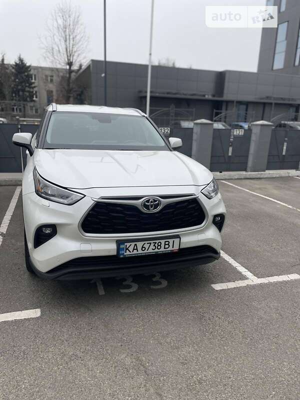 2020 toyota highlander