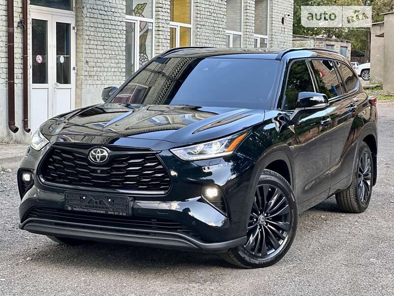 2021 toyota highlander