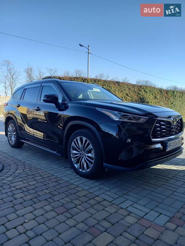 2021 toyota highlander