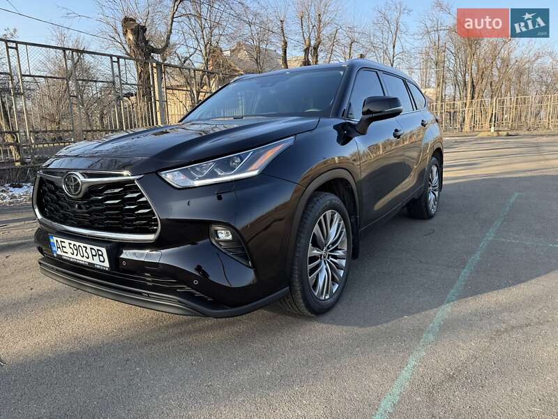 2020 toyota highlander