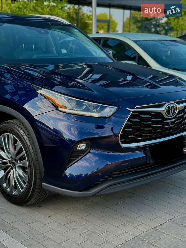 2022 toyota highlander