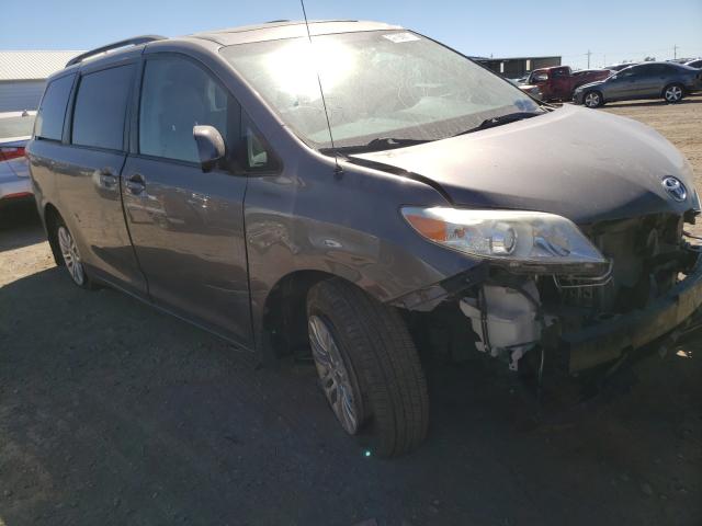 2014 toyota sienna xle