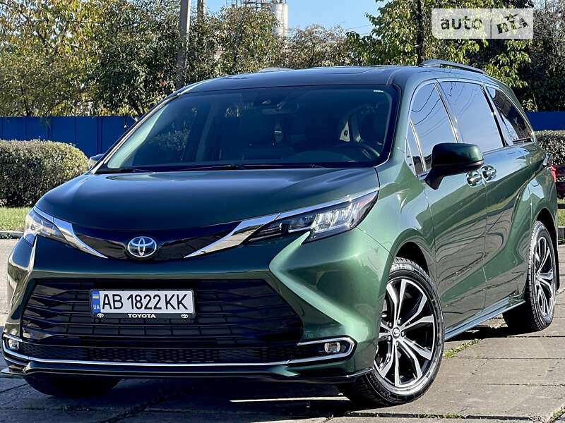 2021 toyota sienna