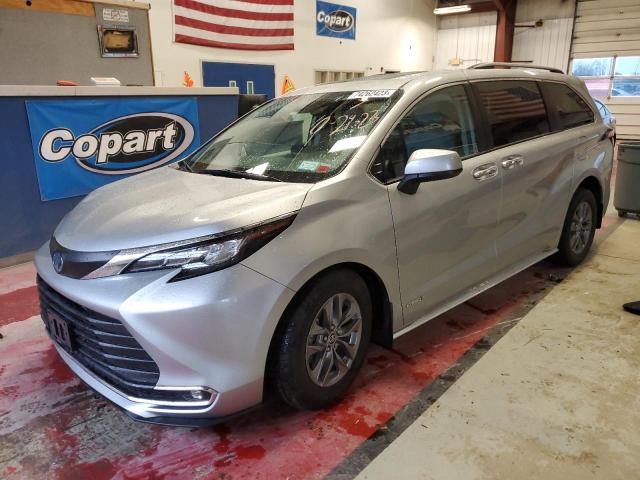 2021 toyota sienna xle