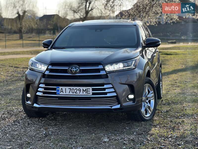 2017 toyota highlander