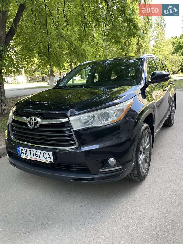 2014 toyota highlander