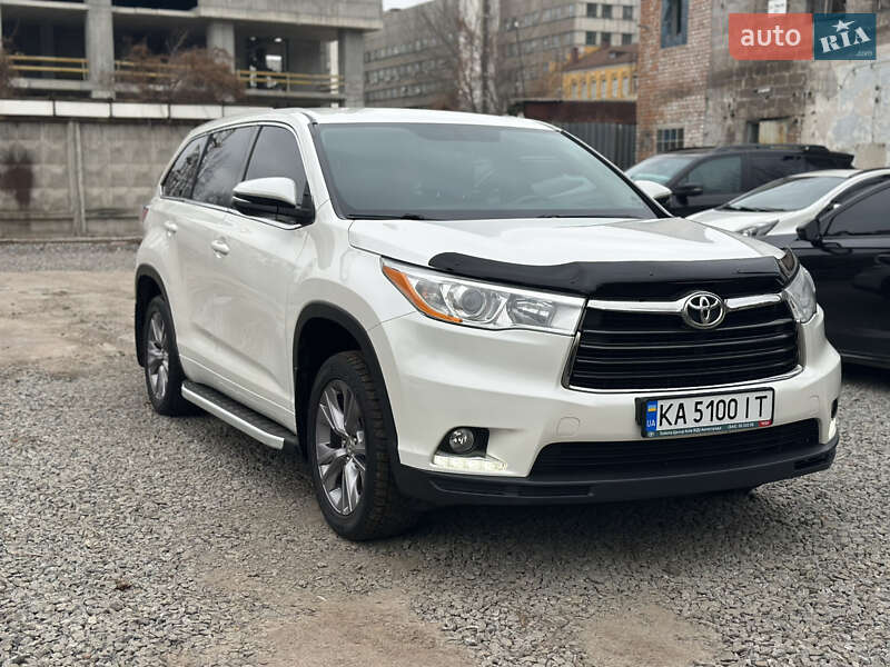 2014 toyota highlander