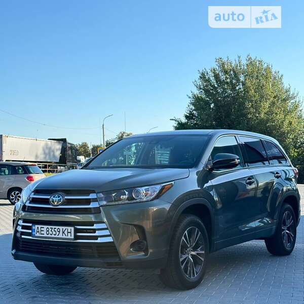 2017 toyota highlander