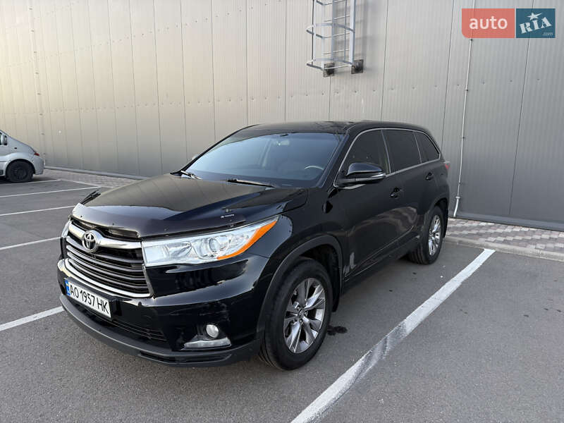 2016 toyota highlander