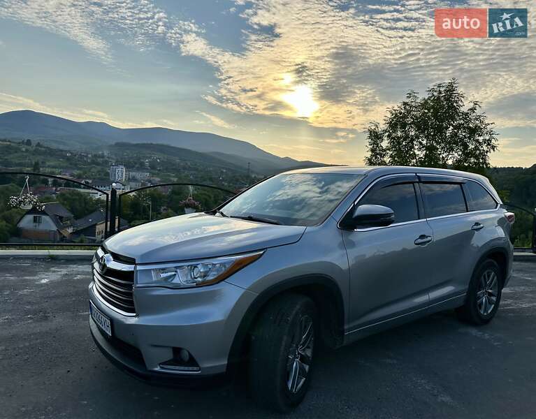 2014 toyota highlander