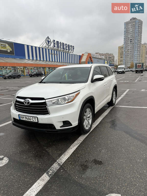 2016 toyota highlander