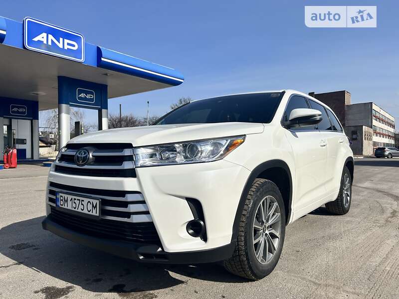 2017 toyota highlander