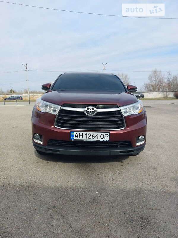 2016 toyota highlander