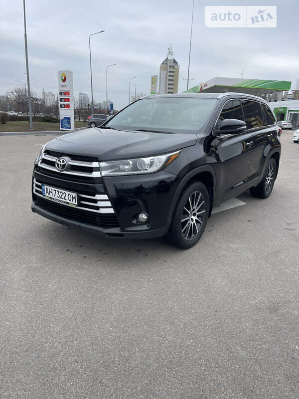 2017 toyota highlander