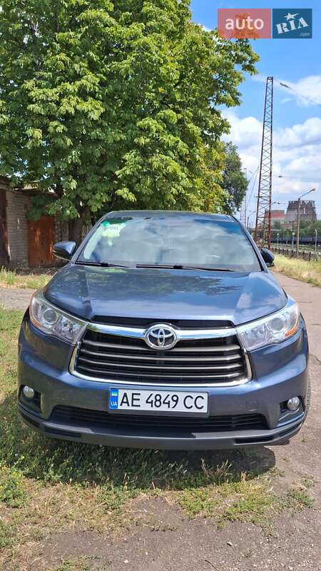 2016 toyota highlander
