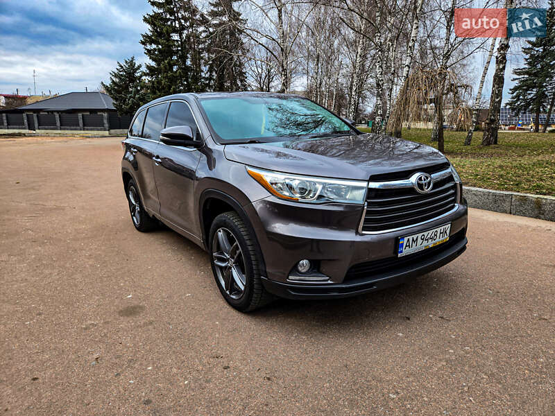 2014 toyota highlander
