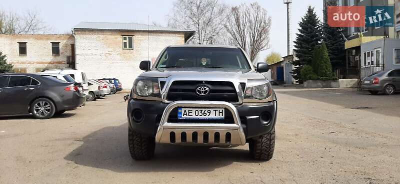 2005 toyota tacoma