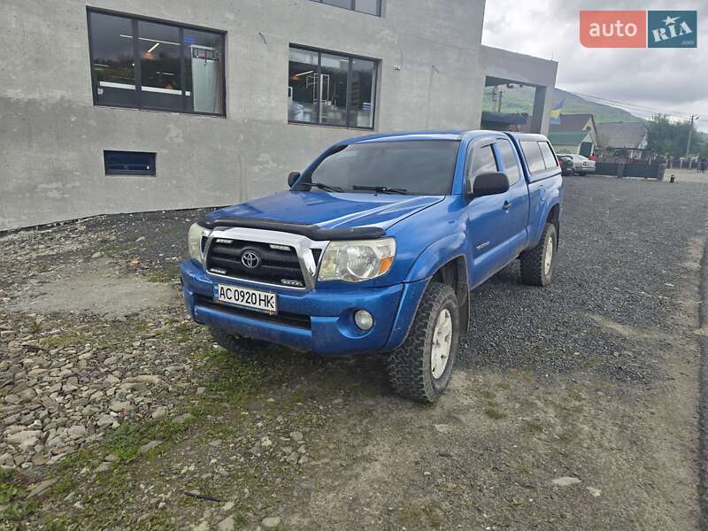 2005 toyota tacoma